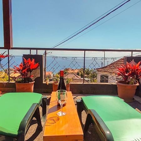 The Funny And Relax Apartment With Terrace & View Arco da Calheta Kültér fotó