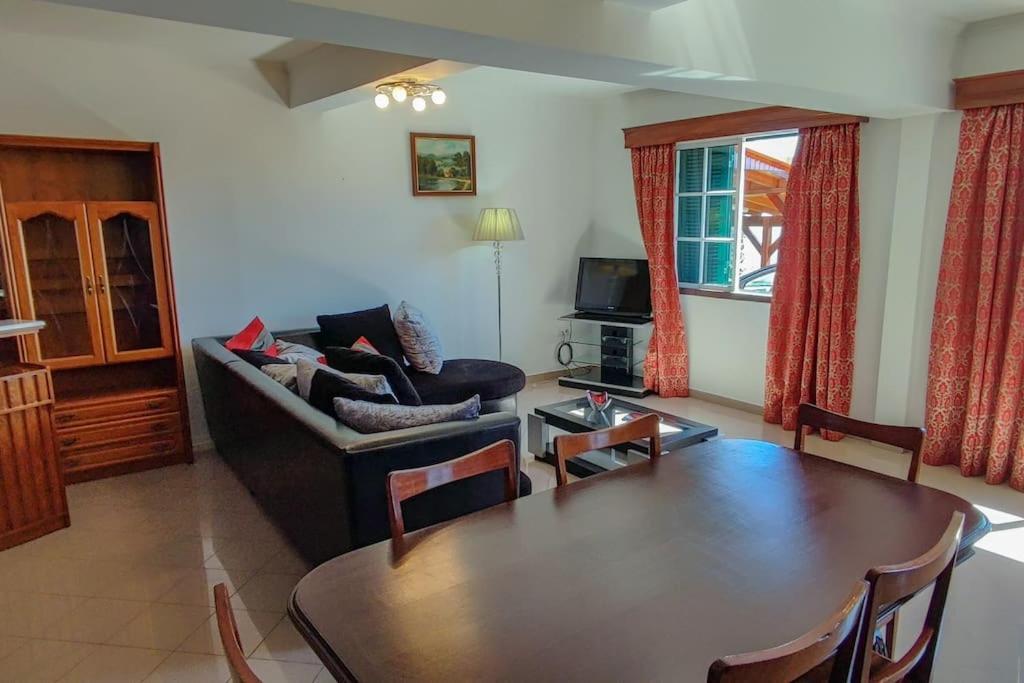 The Funny And Relax Apartment With Terrace & View Arco da Calheta Kültér fotó